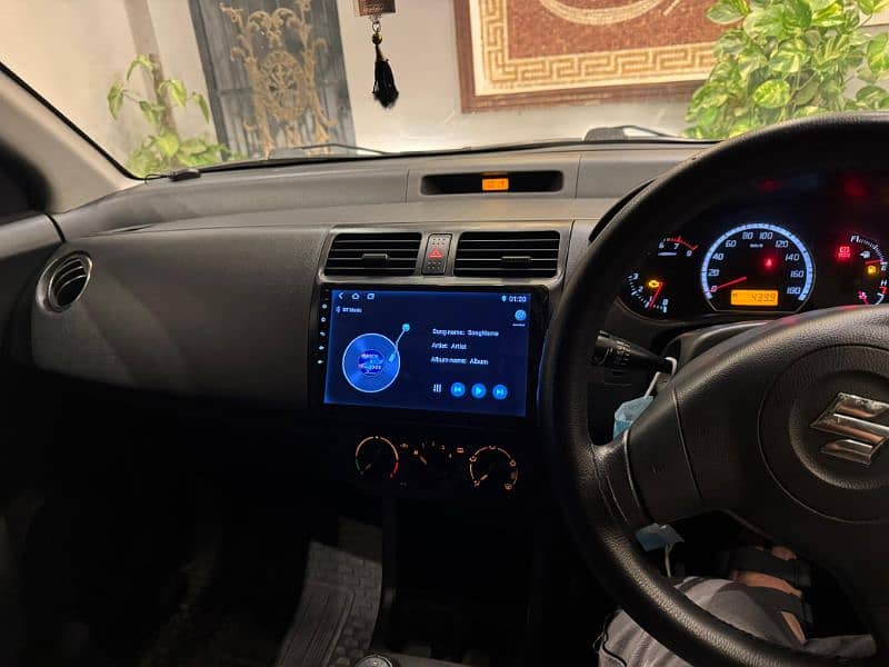 Suzuki Swift for sale  2018 Model 5