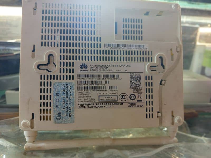 Huawei HG8546M GPON wifi fiber router 1