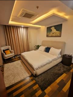 Luxurious One bed Room Apartment Gold Crest Mall