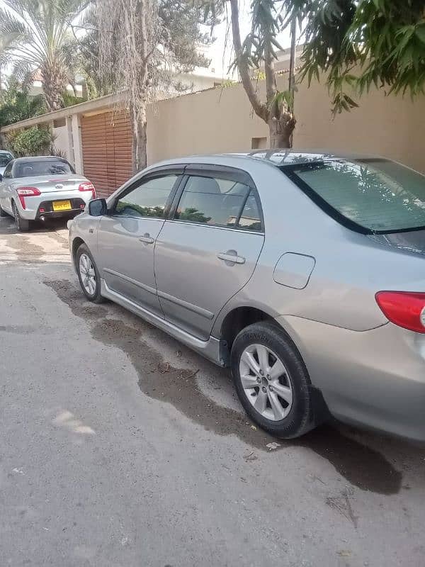 Toyota Corolla Altis 2012 SR with Sunroof 2