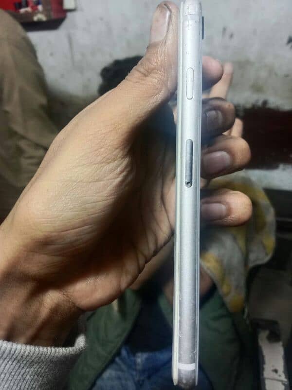 I phone 8 64gb PTA Prowf panel Chang batre 100 halat all ok 1