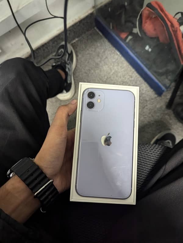 iPhone 11 64 GB Dual pta approved 8