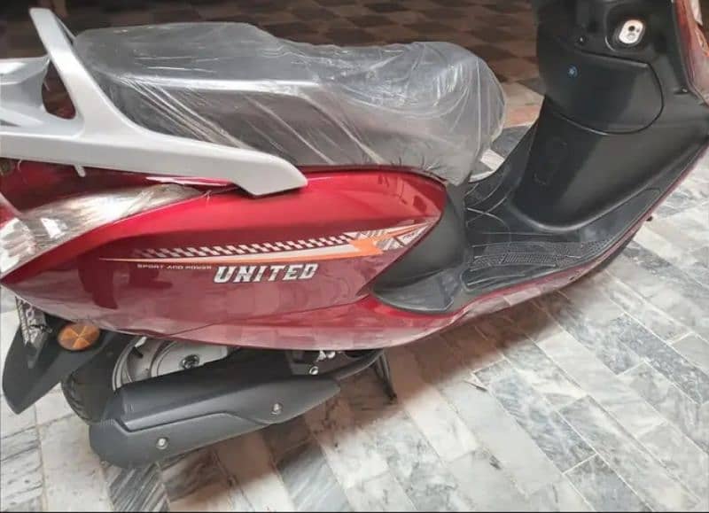 United scooter 100cc 1