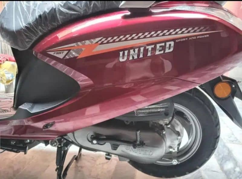 United scooter 100cc 2