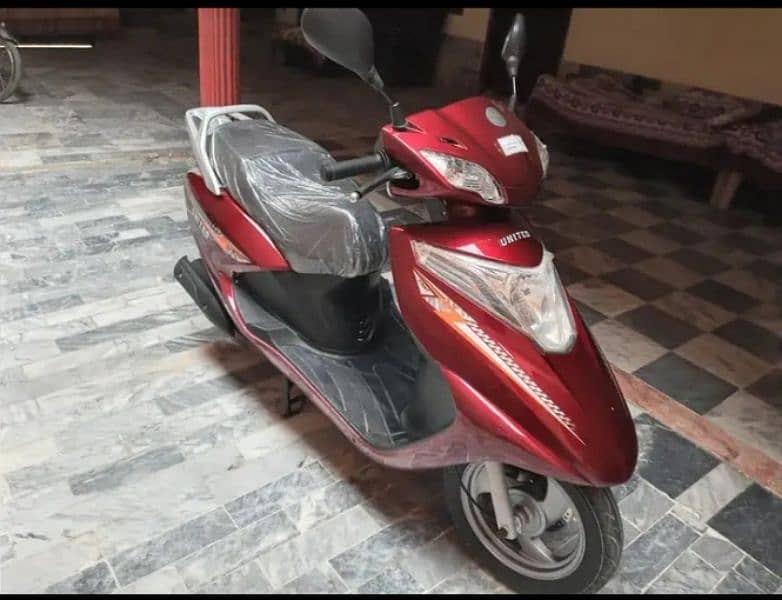 United scooter 100cc 4