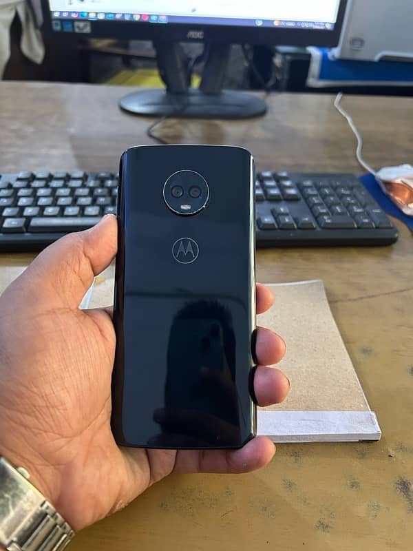 MoTo G6 PLus 3