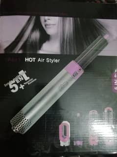 New 5 in 1 Hair dryer/styler