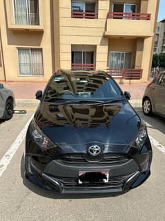 Toyota Yaris 2021 G variant push start digital meter climate control