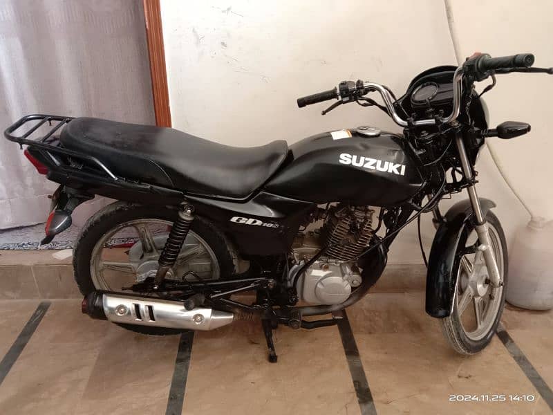 Suzuki GD 110s 6