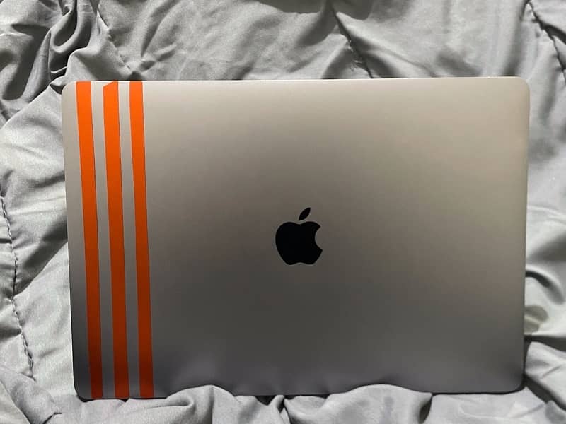 Macbook pro 13.3 2017 3