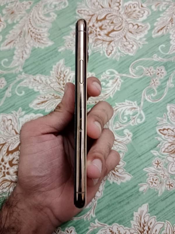 iphone 11 pro factory sim working 3