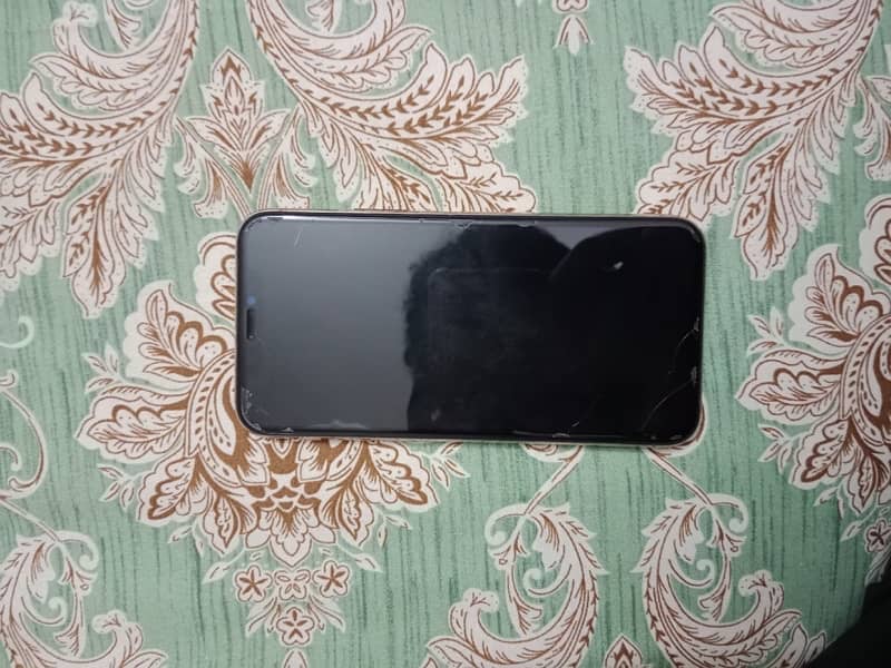 iphone 11 pro factory sim working 4