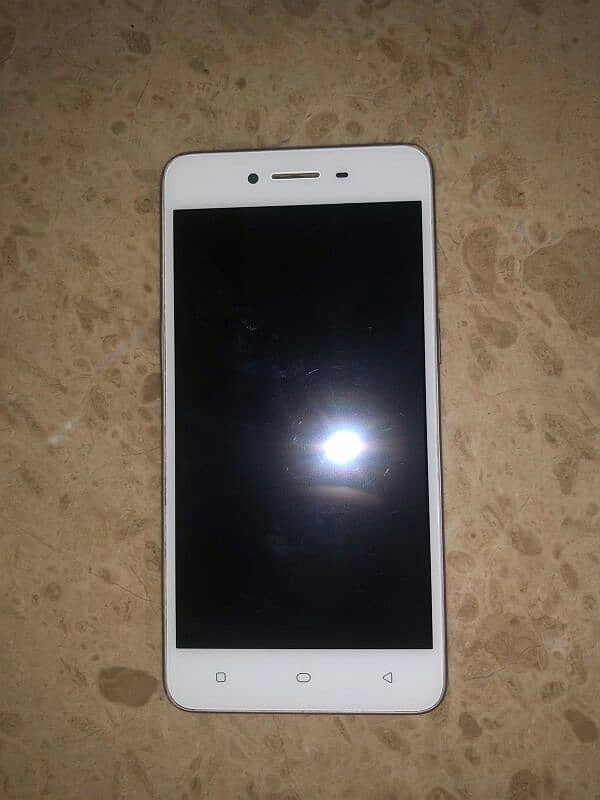 Oppo A37f 4