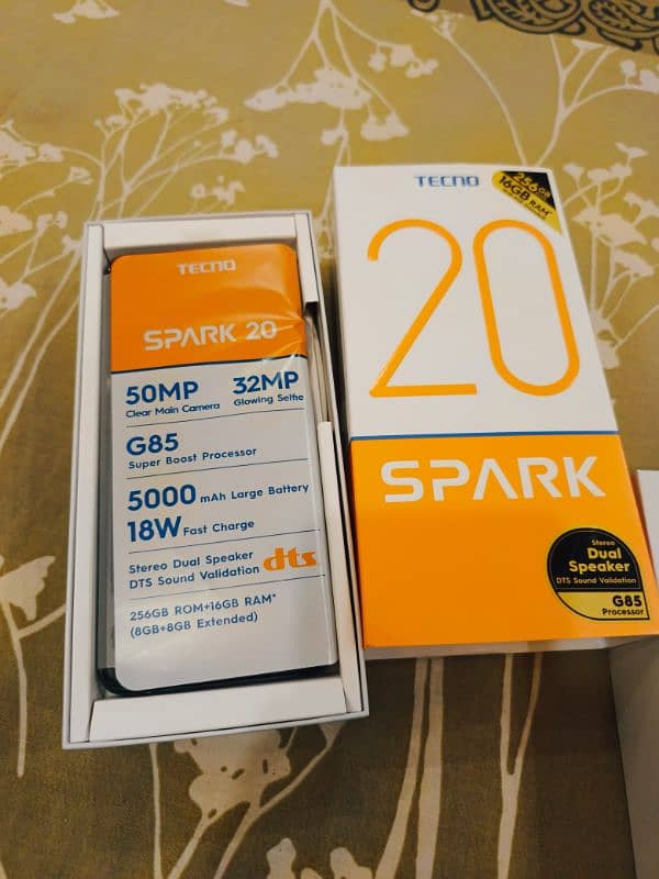 Tecno spark 20 8