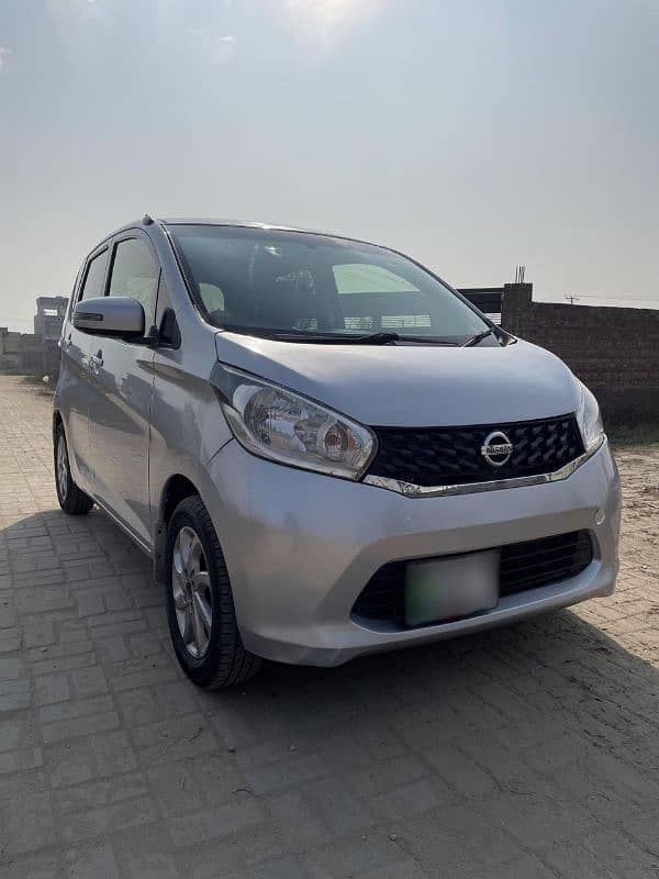 Nissan Dayz 2013 model 2017 import contact 03217151454 0