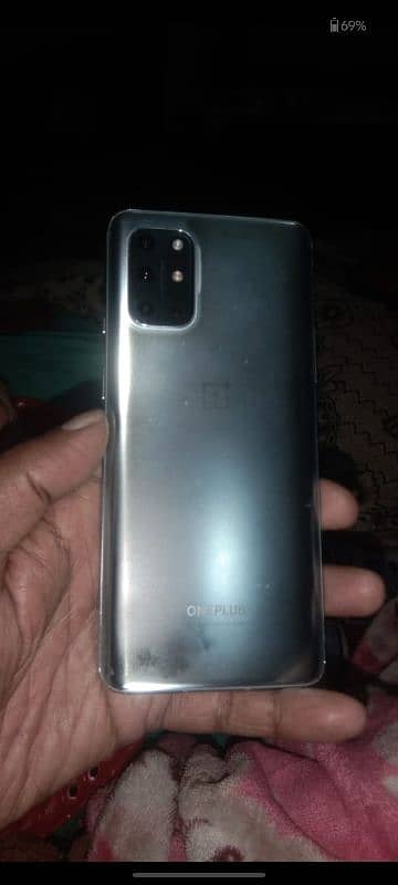 OnePlus 8t 12gb 256gb All ha bas panel ma 2 line ha 3