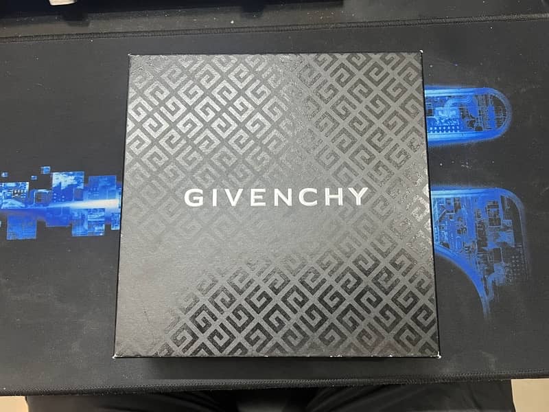 Givenchy Gentlemen Boise EDP Giftbox Perfume 100ml + 12.5ml 2