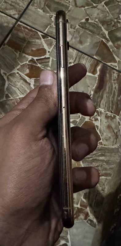 iphone xs max 256gb pta 1