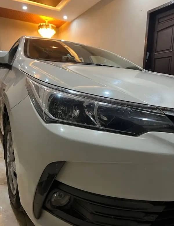 Toyota Corolla GLI 2018A TOTAL ORIGINAL NON ACCIDENTAL 9