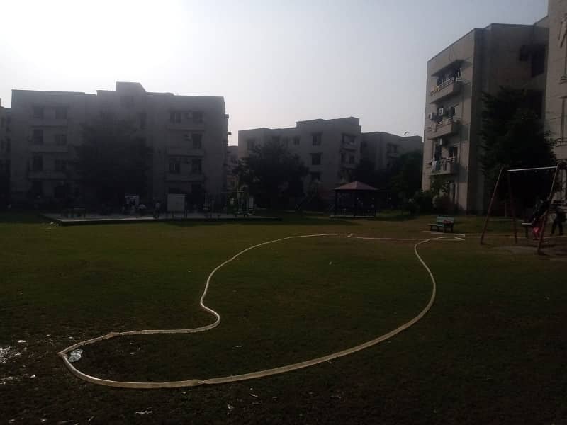 Bmarla 2 Bedroom flat for rent in Askari 11- C, Lahore 7