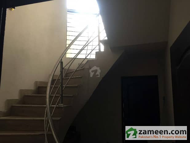 2 Bedroom flat for rent in Askari 11- C, Lahore 3