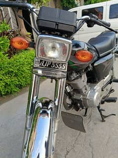 Honda 125 Black 2023