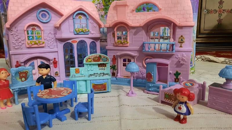 Doll House 0