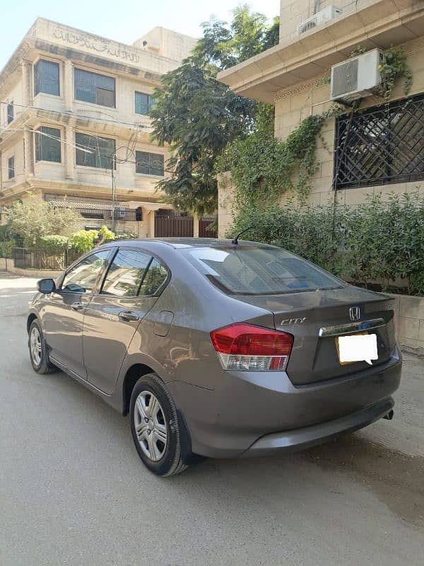 Honda City IVTEC 1.3 Model 2014 Automatic 4