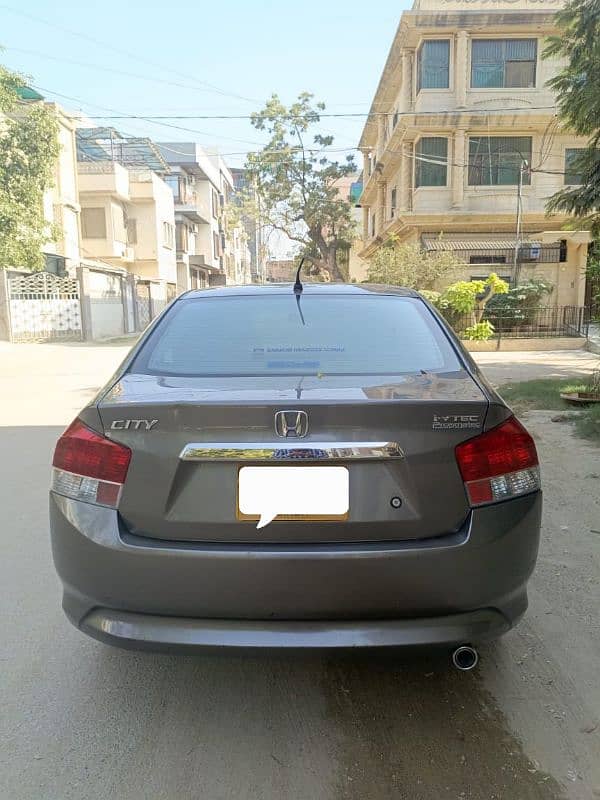 Honda City IVTEC 1.3 Model 2014 Automatic 5