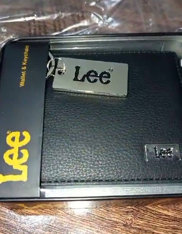 Original USA branded Lee Wallet with Keychain set 0