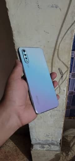 vivo s1 8gb 256gb pta approved.