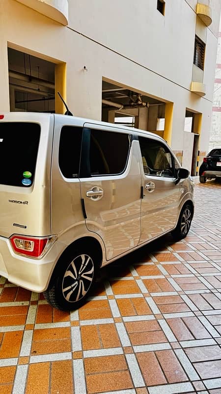 Suzuki Wagon R Hybrid 2018/2022 top of the line 4