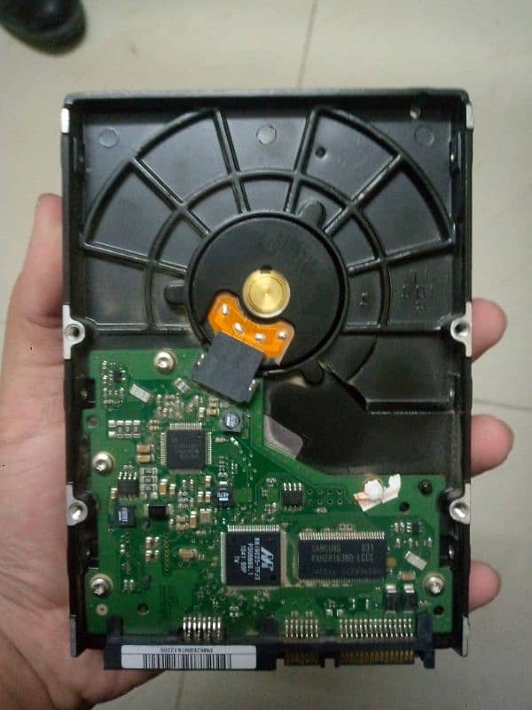 250 GB HARD DRIVE 1