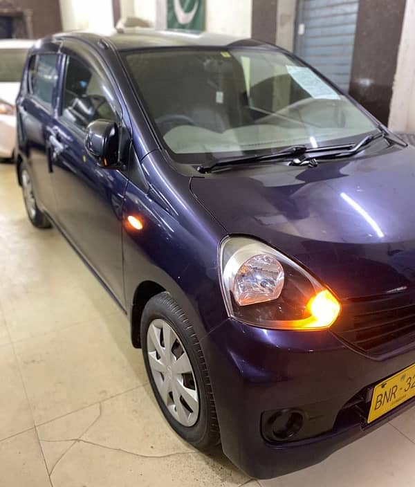 Daihatsu Mira 2015 1