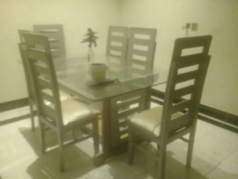 Dinning table with 6 large chairs silver dico paint 0