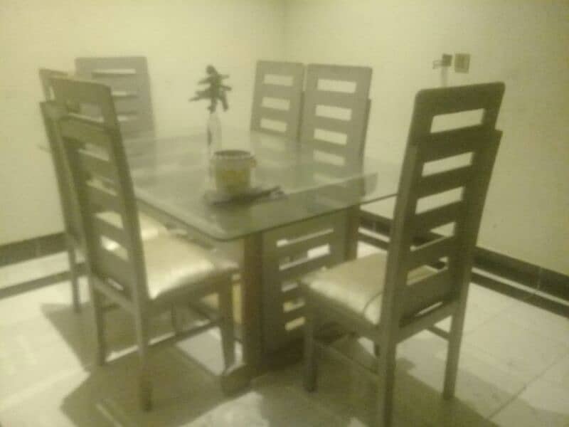 Dinning table with 6 large chairs silver dico paint 2