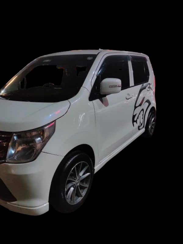 Suzuki Wagon R 2015 3