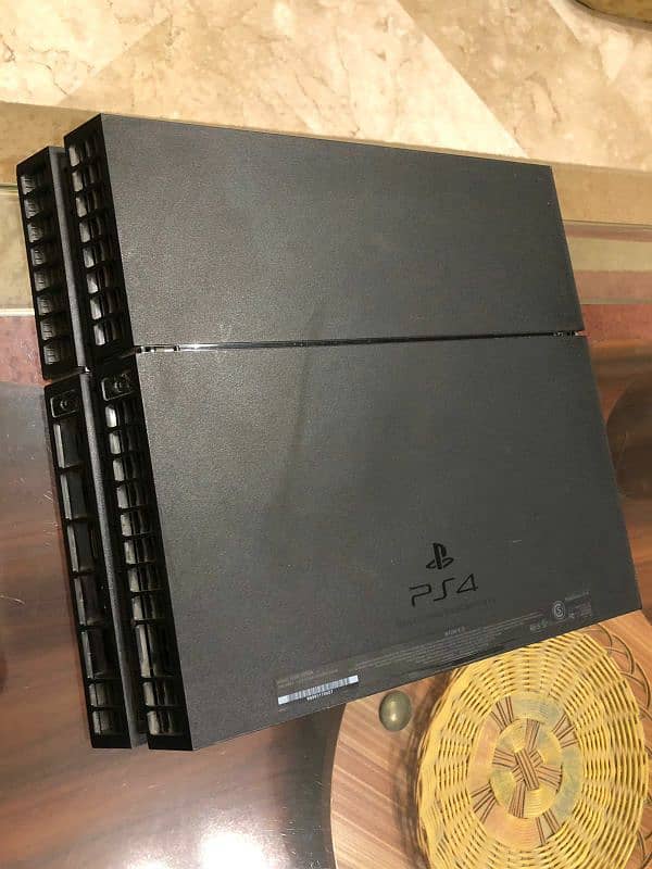 ps4 slim 1