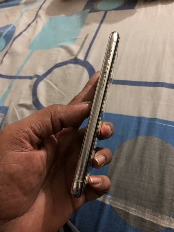 iPhone 11 Pro 256 gb dual sim approved 2