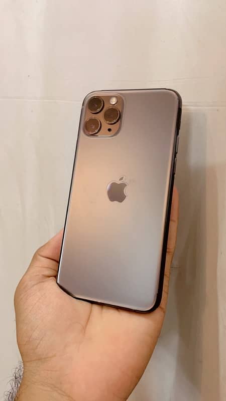 iPhone 11 pro 256gb 100%BH approved 0