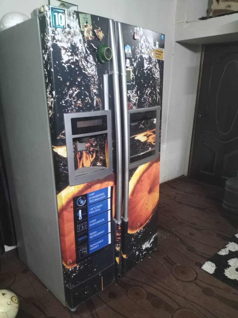 LG fridge double door 0