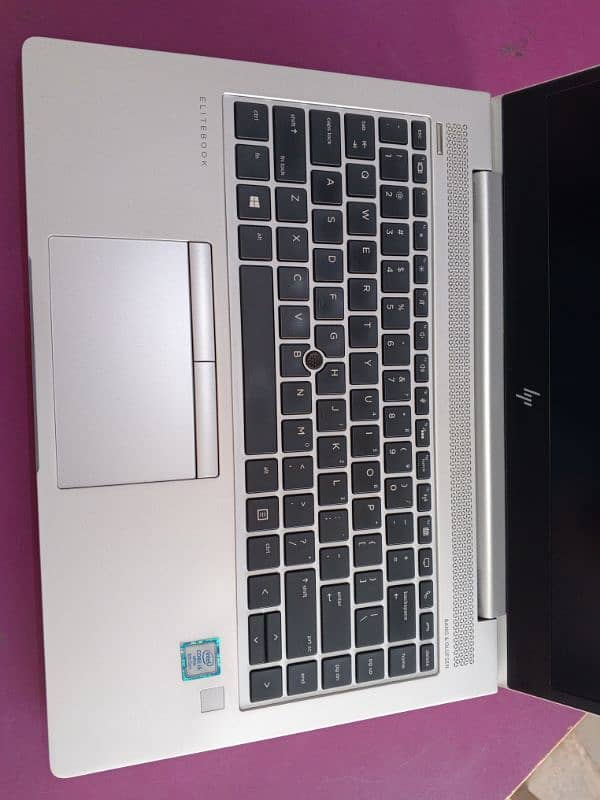 HP Elitebook 840 G5 5