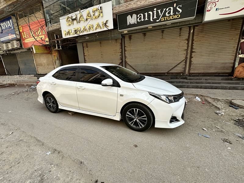 Toyota Corolla Altis 2017 9