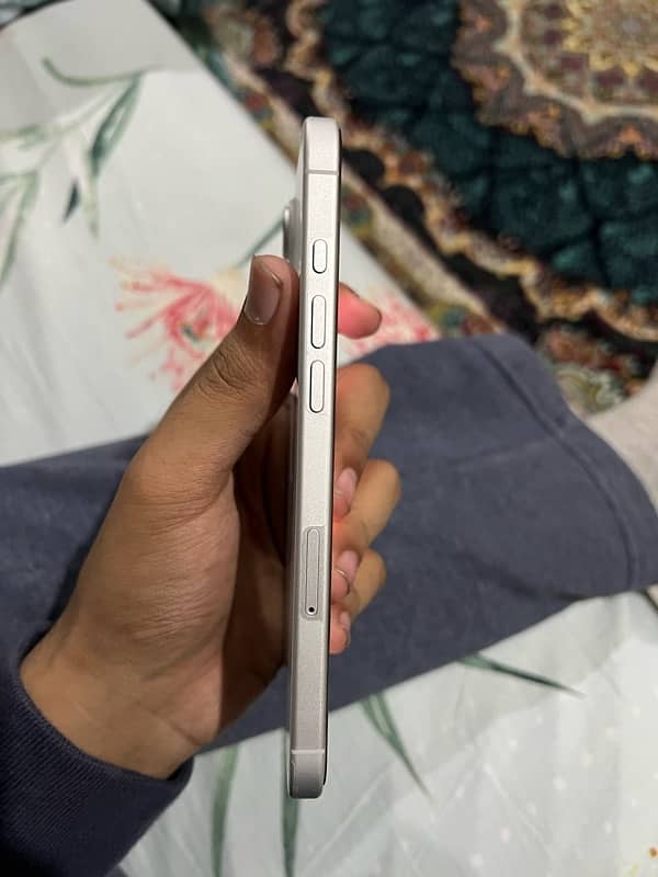 Iphone 16 Plus 4