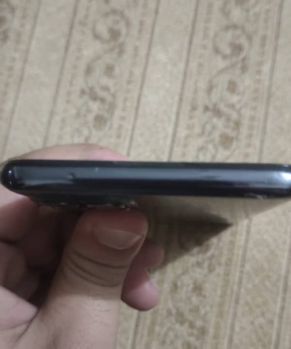 oppo f17 pro 3