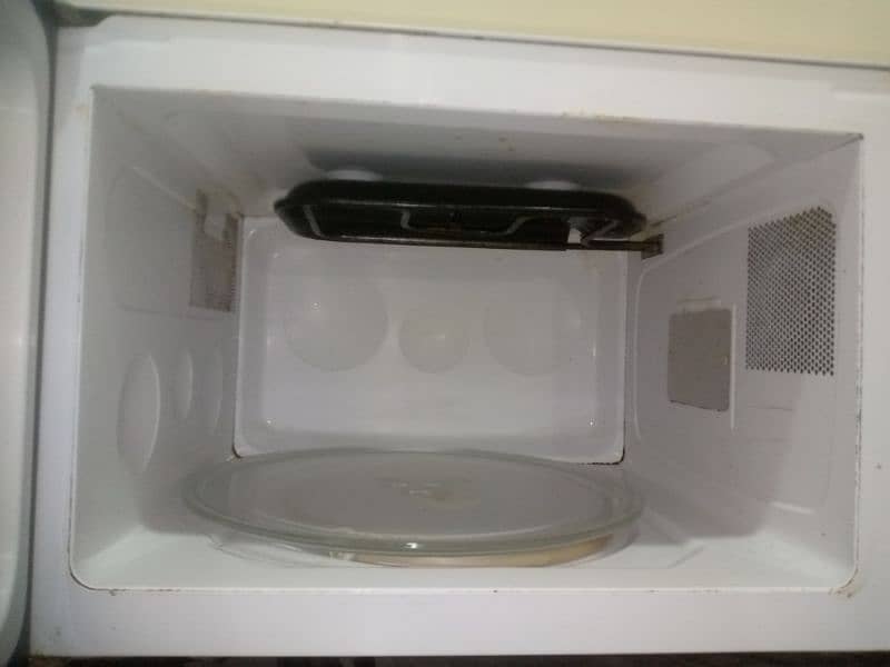 Dawlance full size microwave with grill/03164516319 3