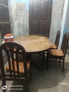 wooden dinning table