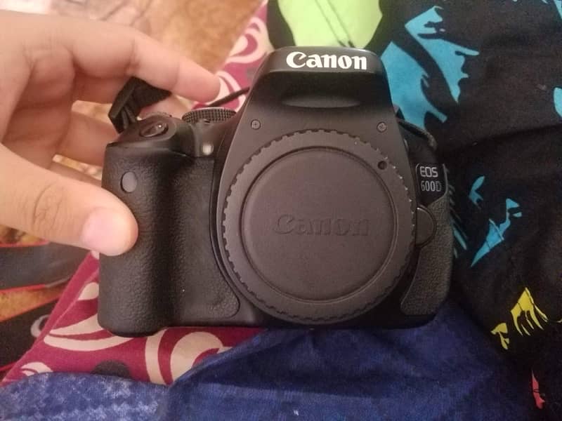 canon 600d with 50mm lens 3