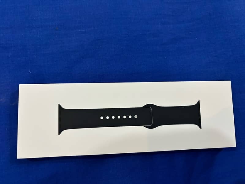 Apple Watch SE 2 (44mm, GPS) - Like New Condition! 3