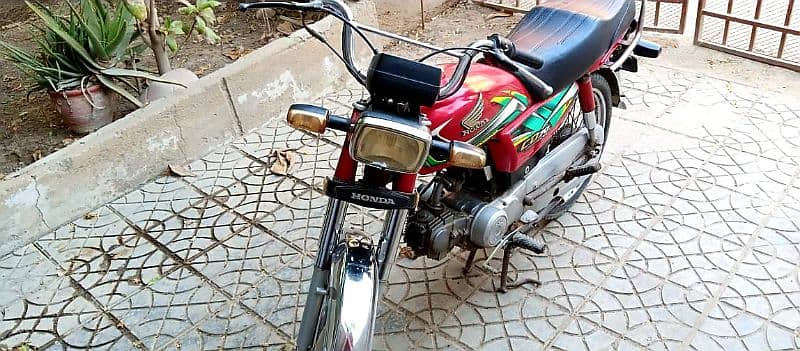 Honda cd 70 2022 Red Karachi No. CONTACT NUMBER 03160787090 2